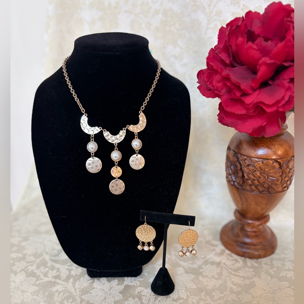 Spring Street Hammered Gold And Faux Pearl Necklace Set